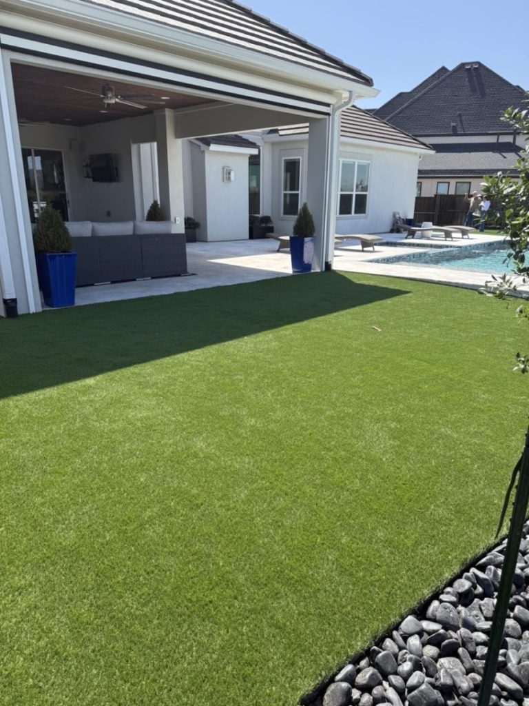 Pet Friendly Turf in Frisco, TX by Turf Layers