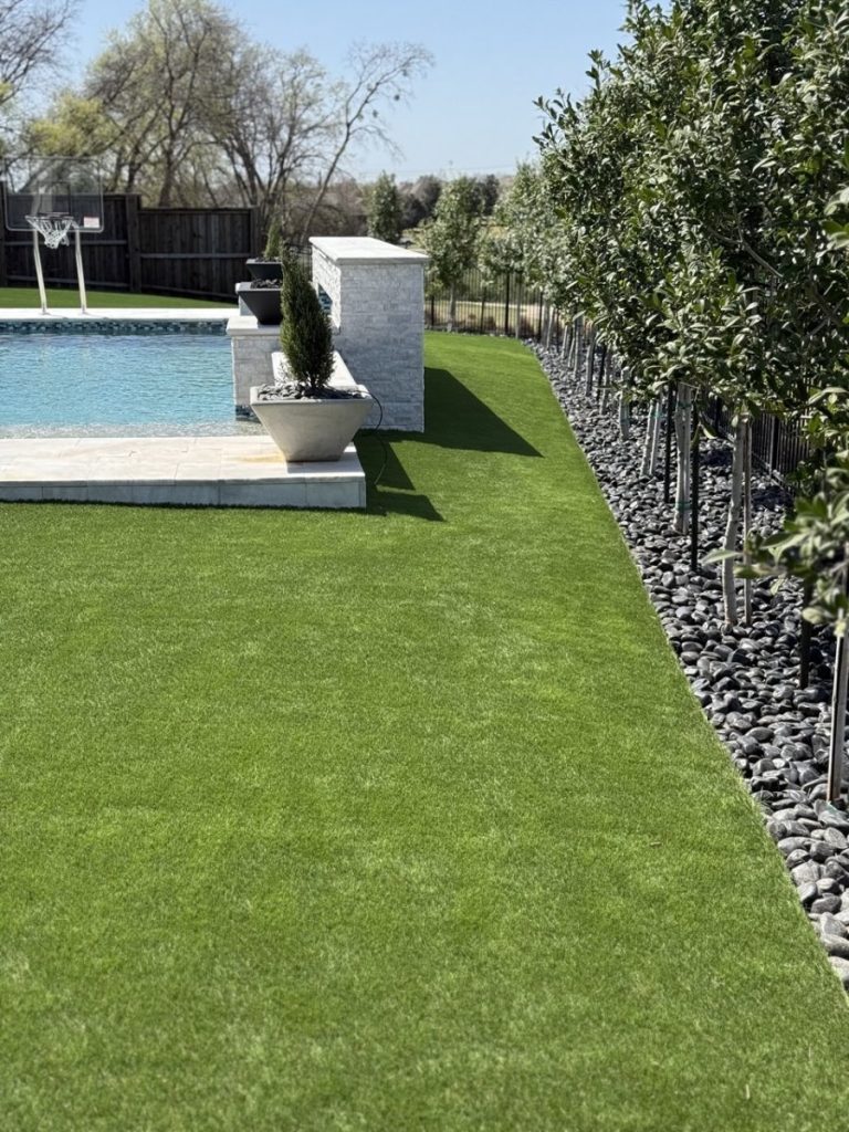 Pet Friendly Turf in Frisco, TX by Turf Layers
