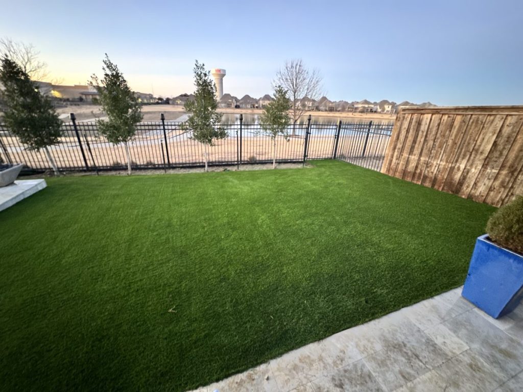 Pet Friendly Turf in Frisco, TX by Turf Layers