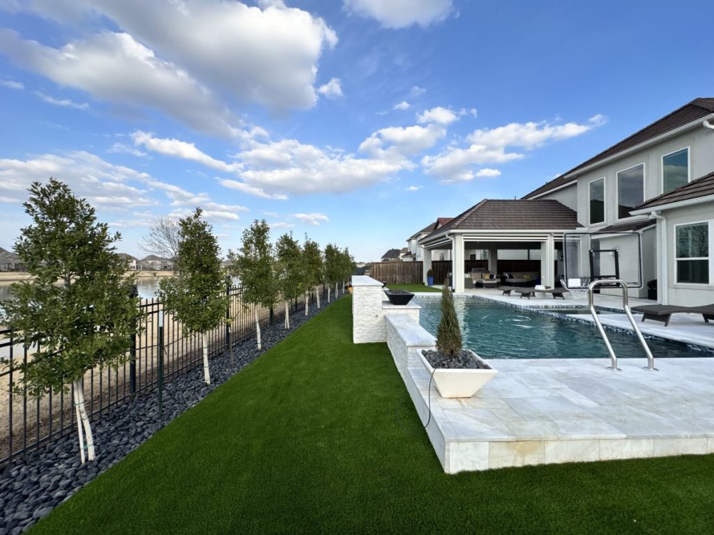 Pet Friendly Turf in Frisco, TX by Turf Layers