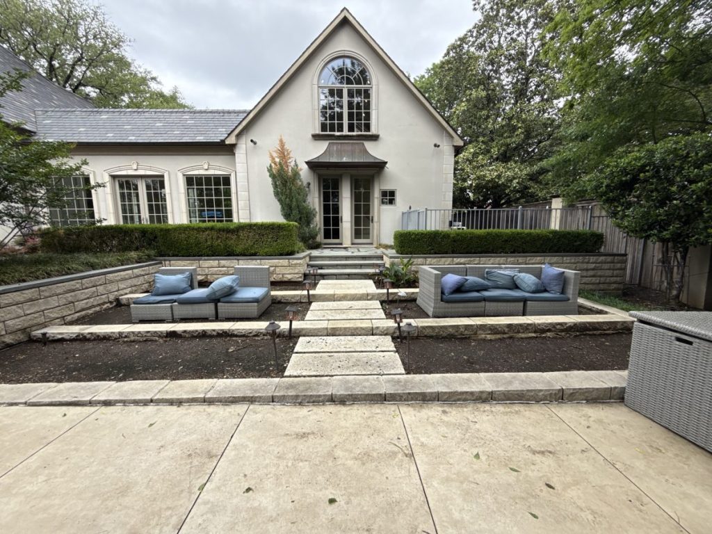 Preston Hollow Project: Artificial Turf Transformation in Dallas Preston Hollow Project: Artificial Turf Transformation in Dallas