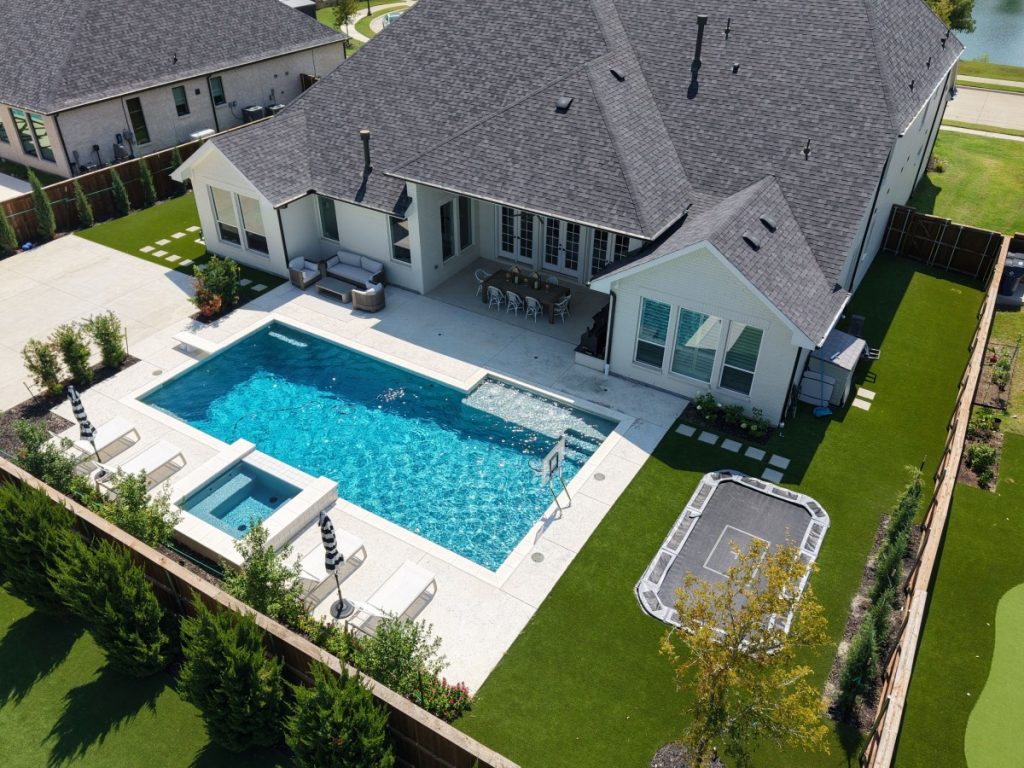 Effortless Outdoor Living in Mustang Lakes, Celina